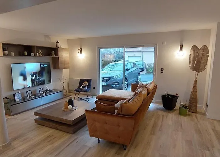 Location 24 Du Mans Auto Bed & Breakfast *